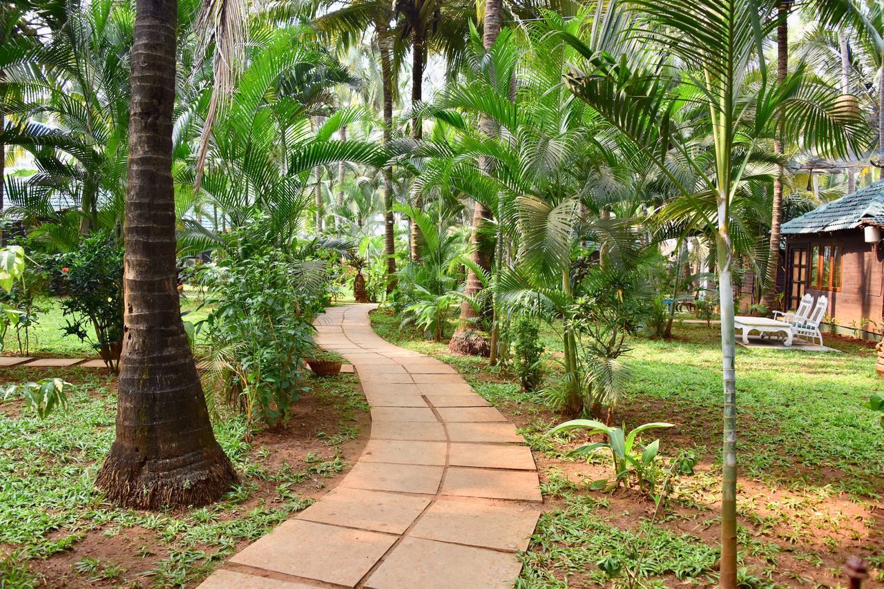Leela Cottages Morjim Kültér fotó