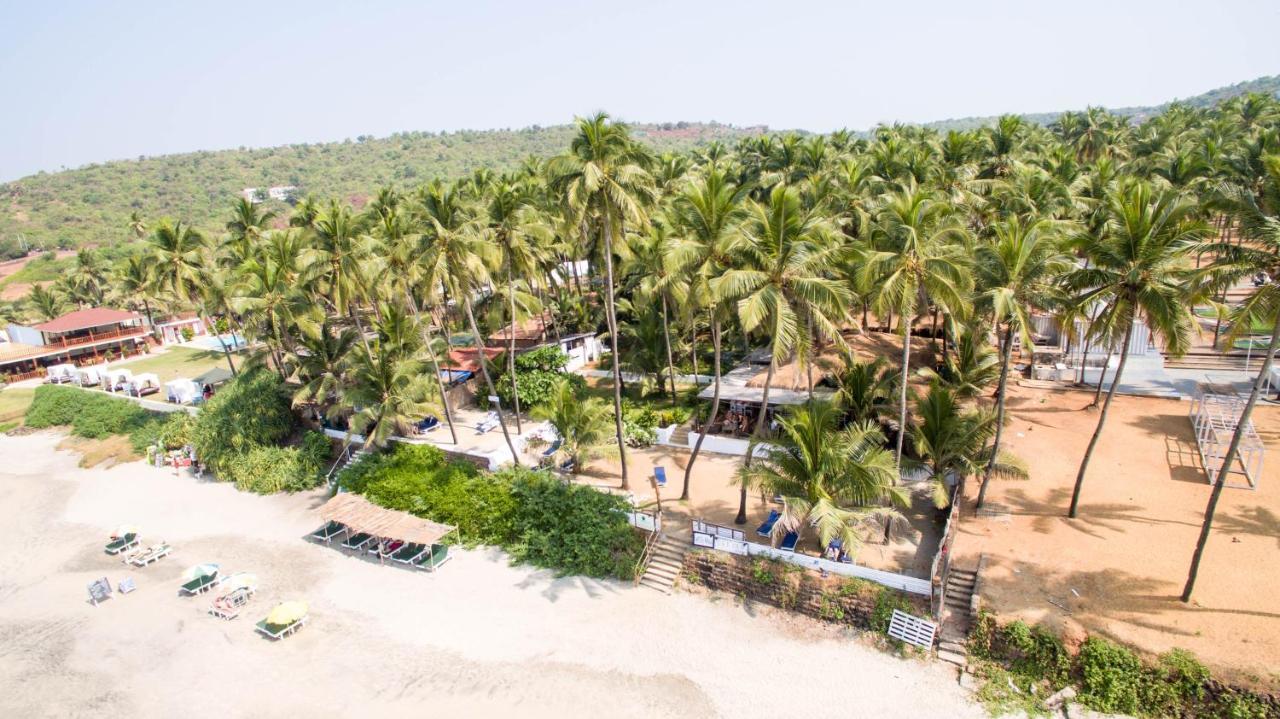Leela Cottages Morjim Kültér fotó