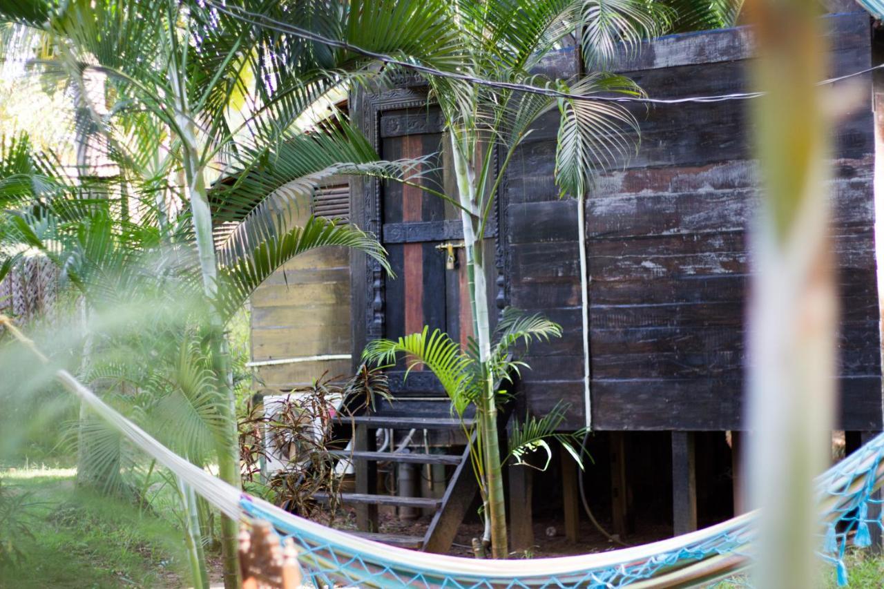 Leela Cottages Morjim Kültér fotó